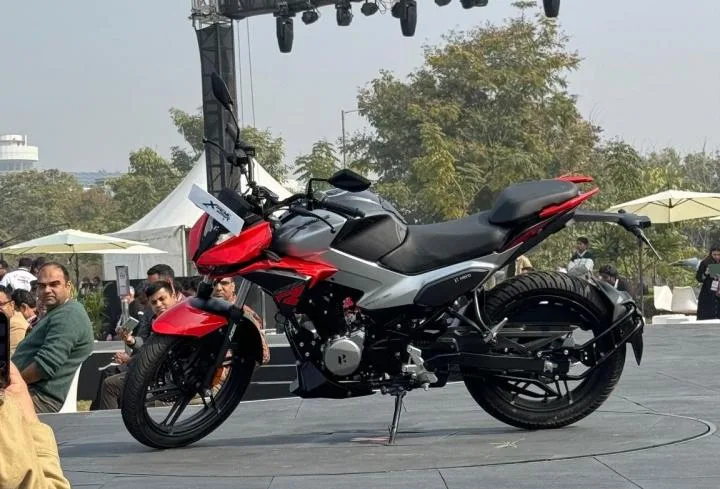 Hero Xtreme 125R सिर्फ ९५००० मैं बढ़िया माइलेज वाली गाड़ी।